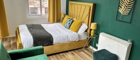 2 Schlafzimmer, Bügeleisen/Bügelbrett, WLAN, Bettwäsche