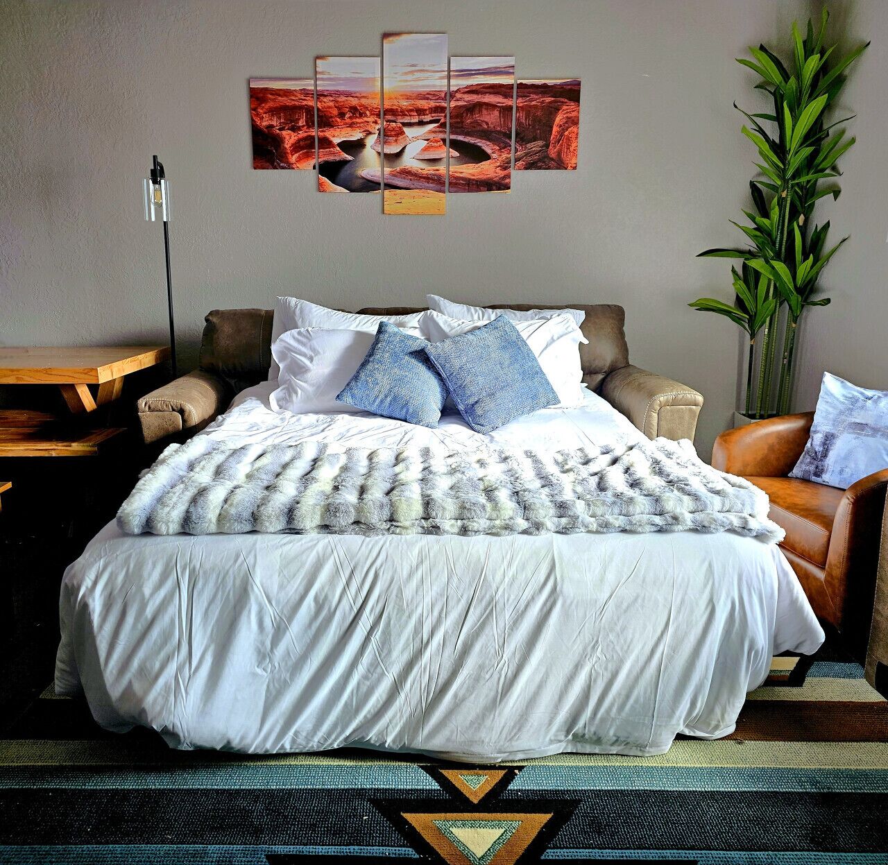 3 camere, una scrivania, ferro/asse da stiro, culla da viaggio