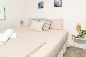 2 Schlafzimmer, Bügeleisen/Bügelbrett, WLAN, Bettwäsche
