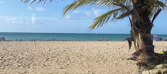 Beachfront Wave at Isla Verde