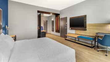 Escritorio, espacio para trabajar con laptop y wifi gratis