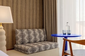 Room, 1 King Bed