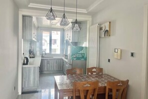 Room - Jinshatan Family Hostel (Qingdao)