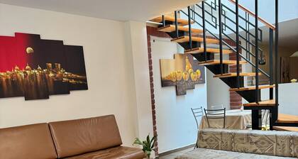 Disfruta de la ciudad, y descansa en un excepcional departamento.