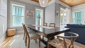 Dining - Neptune's Nook | Pet Friendly | Sleeps 10 (Pedido Key)