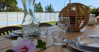 Gßte grande capacité avec piscine privée 13 personnes