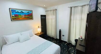 3 bedroom in house in charming Panajachel with AC, WiFi. Enjoy your stay