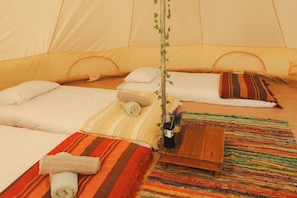 3 bedrooms, free WiFi, bed sheets