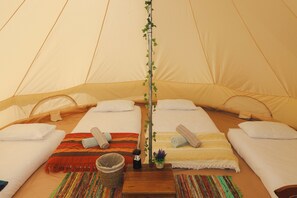 3 bedrooms, free WiFi, bed sheets