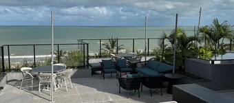 Melhores Flats - Piscina privativa