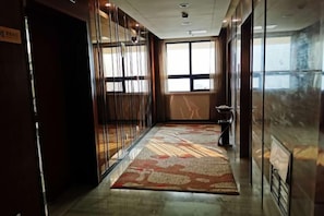 Interior - Peninsula Hotel (Hanyuan)