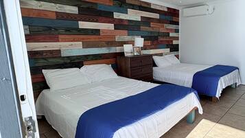 Studiosuite, 2 queensize-senger, ikke-røyk, tekjøkken | Lydisolert, wi-fi (inkludert) og sengetøy