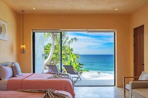 2 bedrooms, desk, free WiFi, bed sheets