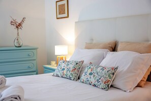 1 bedroom, iron/ironing board, Internet, bed sheets