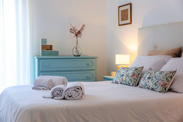 1 bedroom, iron/ironing board, Internet, bed sheets