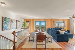 Interior - Sweeping Mountain Views! Hot Tub, Sauna, Game Room, Theatre, Golf, Reunions! (Asheville)