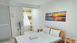 1 bedroom, iron/ironing board, internet, bed sheets - Kandy Panoramic MPM Deluxe suit Airconditioned-4A2 (Kandy)