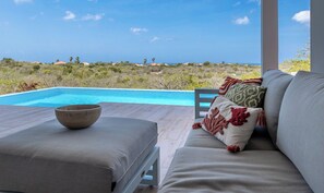 Pool - Villa Kas Di Lotte, 3-bedroom villa in marvelous Coral Estate with AC, WiFi (Sint Willibrordus)