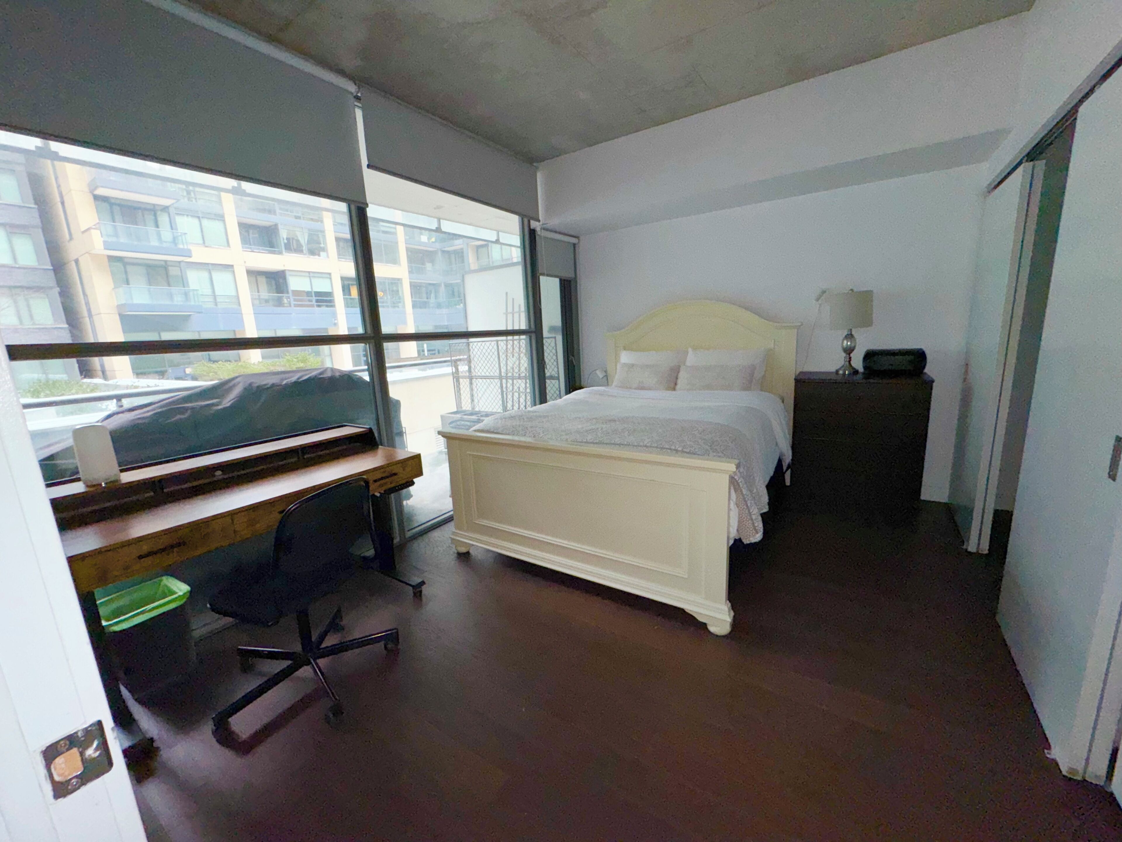 1 chambre, bureau, accès au Wi-Fi (inclus), literie fournie