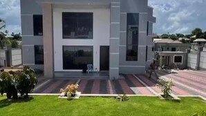 Villa | Exterior - Villa - Sleeps 8 - Parking - Balcony (Dar es Salaam)