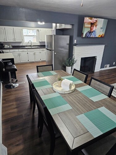 Charming 3-bedroom house located 10 minutes from Purdue University