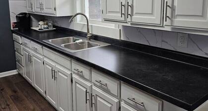 Charming 3-bedroom house located 10 minutes from Purdue University