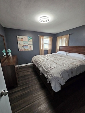 3 habitaciones, tabla de planchar con plancha y wifi gratis