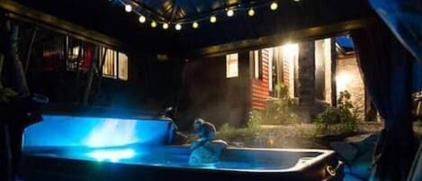 Bain à remous extérieur