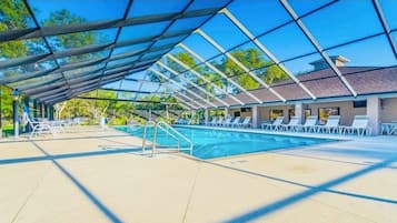 Piscine extérieure