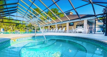 Get 10% off on weekly stay or 15% on monthly stay. Fully equipped cabin. CR. Fl