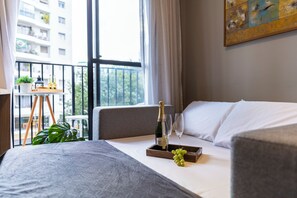 Apartment | 1 bedroom, desk, laptop workspace, blackout curtains