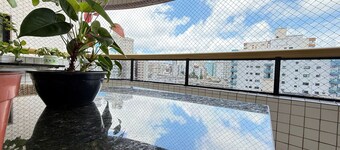 Pé na Areia Praia da Guilhermina V