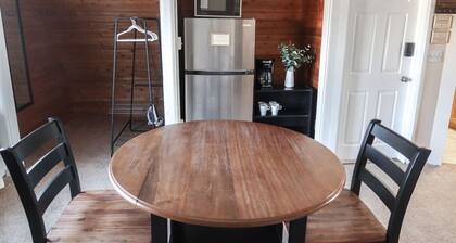 Cozy studio with AC and WiFi in nice West Orange