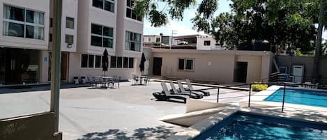 Chambre, balcon, vue lagon | Terrasse/Patio