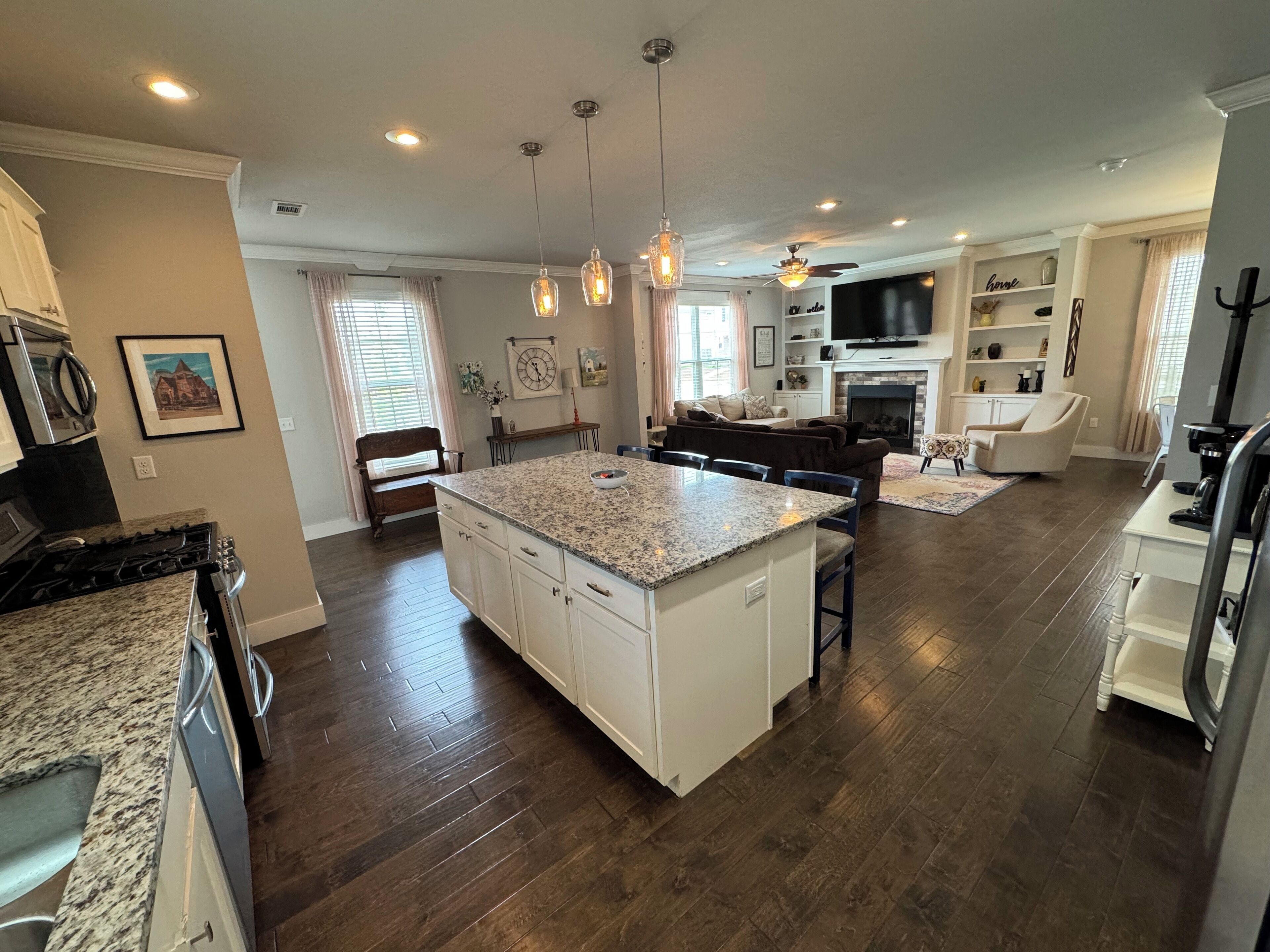 المنشأة من الداخل