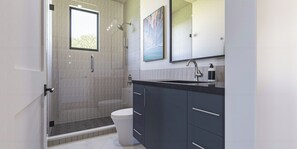 Shower - This stunning 3 bed, 3 bath villa offers modern amenities and breathtaking views (Springdale)