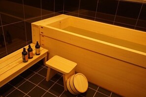 Villa, 2 chambres, non-fumeur, four Ă micro-ondes (Private Vacation House) | Salle de bain