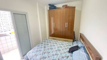 Căn hộ | 1 phòng ngủ, màn/rèm cản sáng, bàn ủi/dụng cụ ủi quần áo