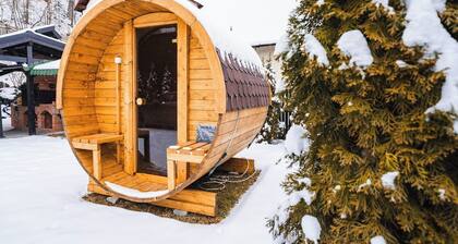 The Vardo: Elegant Villa in Predelut w. Sauna