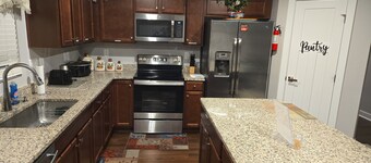 Maison De La Paix: House of Peace