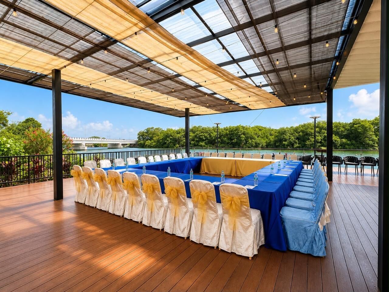 Meeting facility