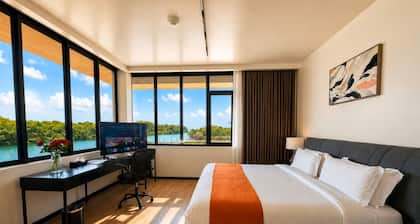 Grand Resort & Residences