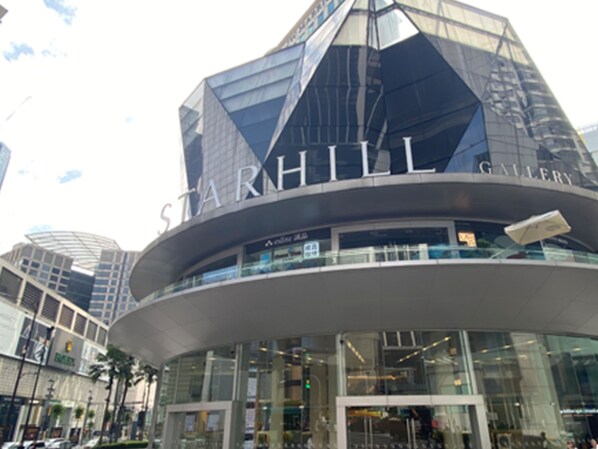 Exterior - Chic 2-bedroom apartment with AC, WiFi in vibrant Kuala Lumpur (Kuala Lumpur)