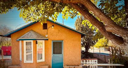 Large One-Bedroom Adobe Near Downtown
