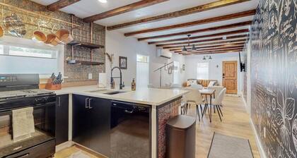 The Apothecary | Urban Oasis | Private Hot Tub