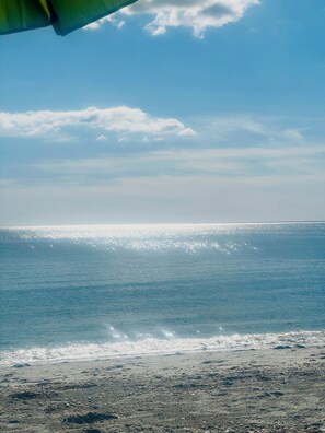 Camastros y toallas de playa 