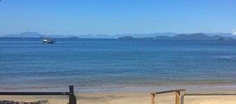 Angra dos Reis - Beachfront House - Praia de Fora - East End