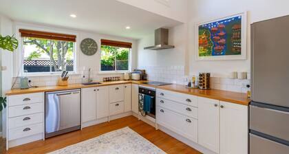 Exclusive 2 Bed Standalone Villa in St Albans