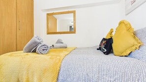 1 bedroom, WiFi, bed sheets