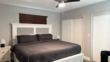 2 bedrooms, iron/ironing board, free WiFi, bed sheets